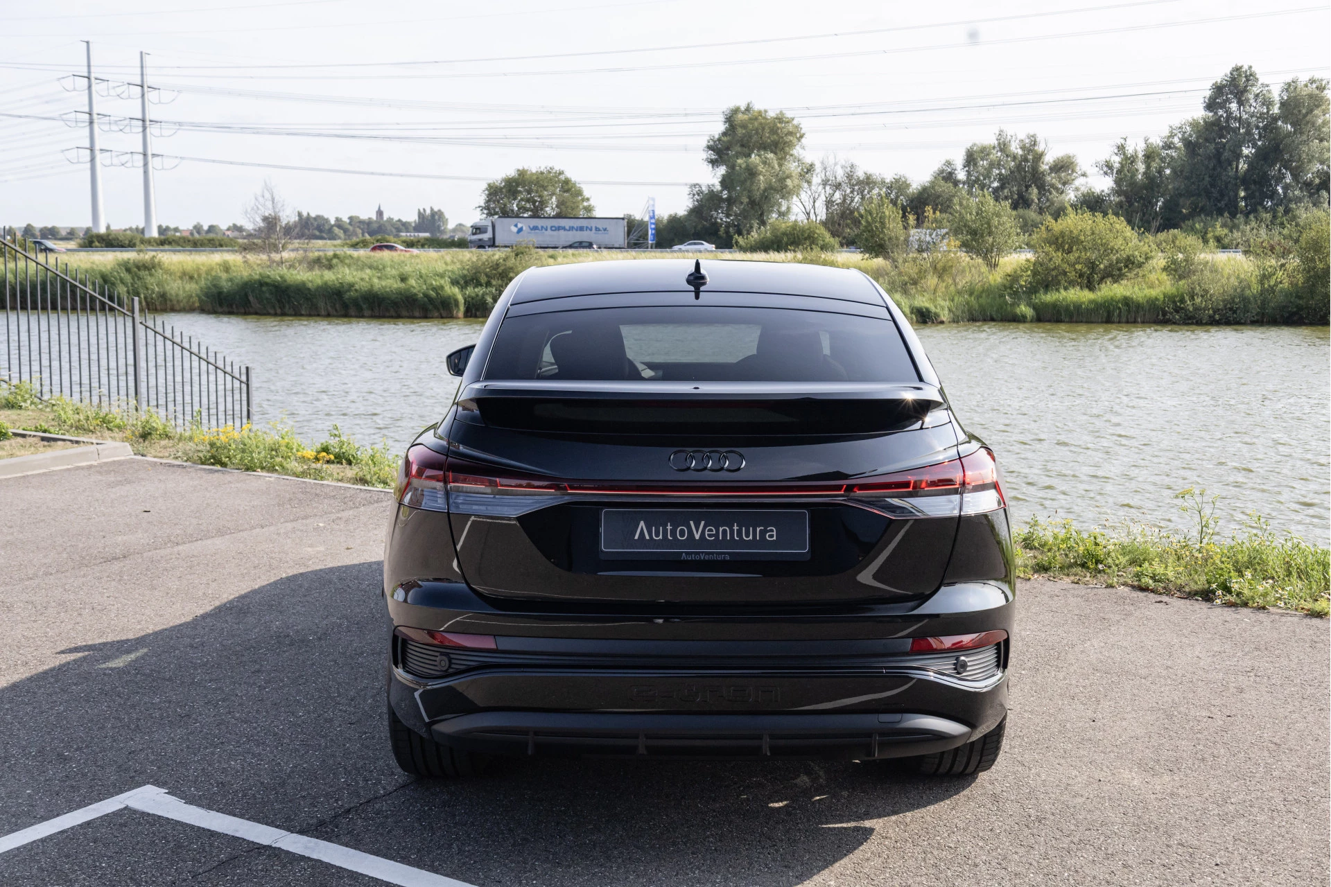 Hoofdafbeelding Audi Q4 e-tron