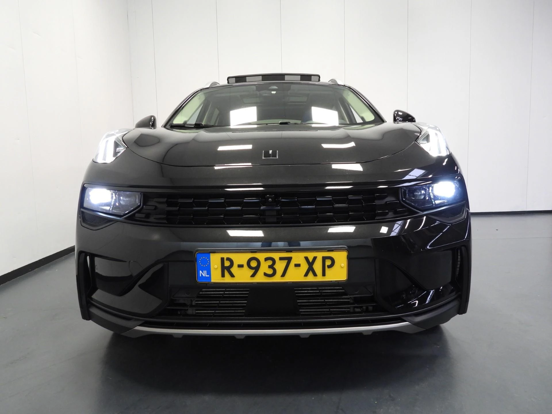 Hoofdafbeelding Lynk & Co 01