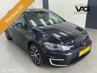 Volkswagen e-Golf Virtual LED 17 inch Camera Stoelverwarming PDC