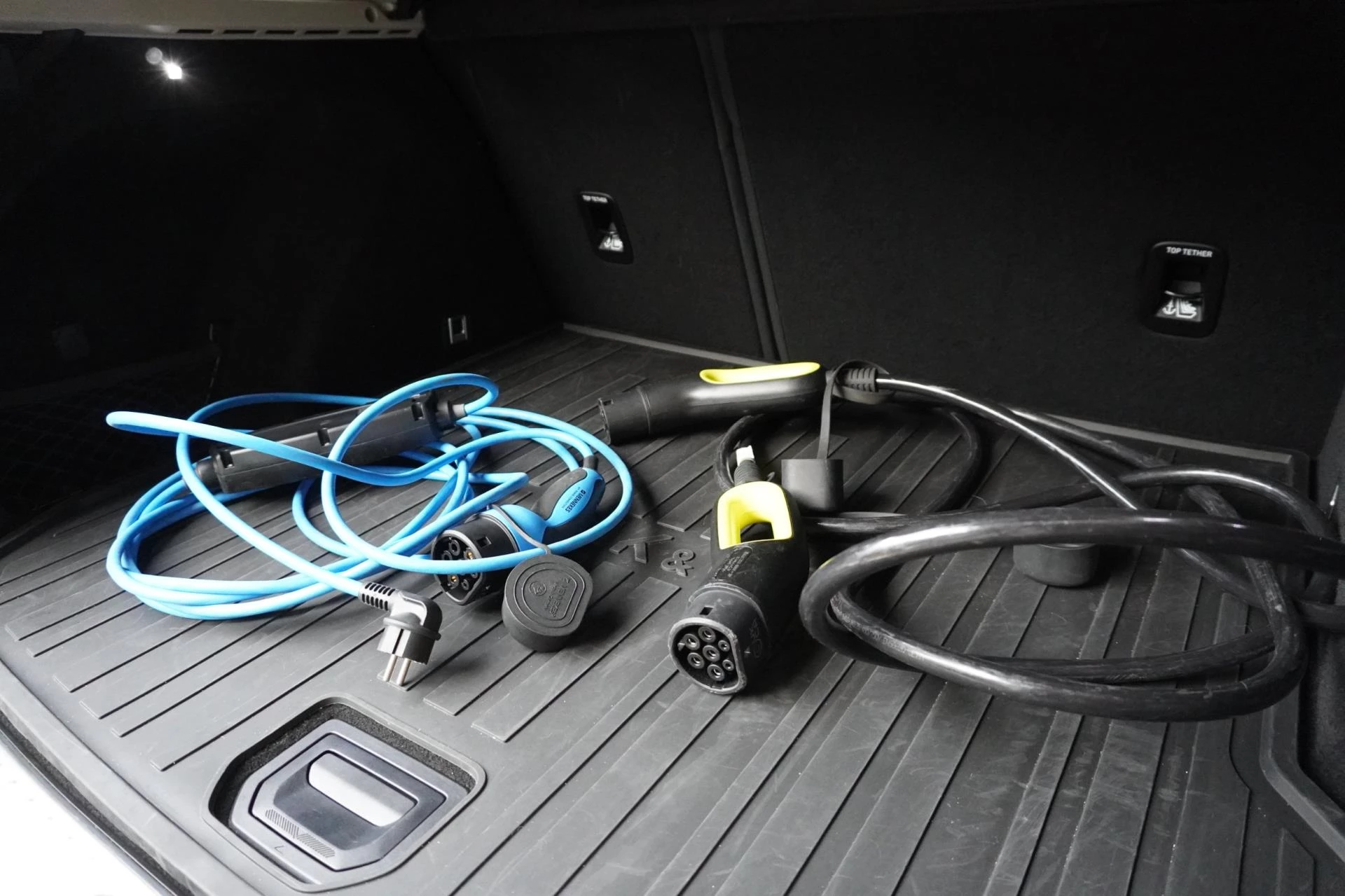 Hoofdafbeelding Lynk & Co 01