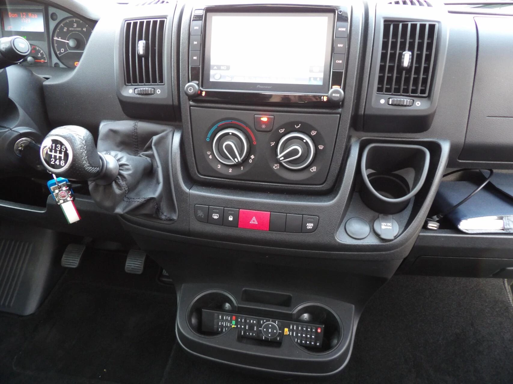 Hoofdafbeelding Knaus VAN Ti 650 MEG