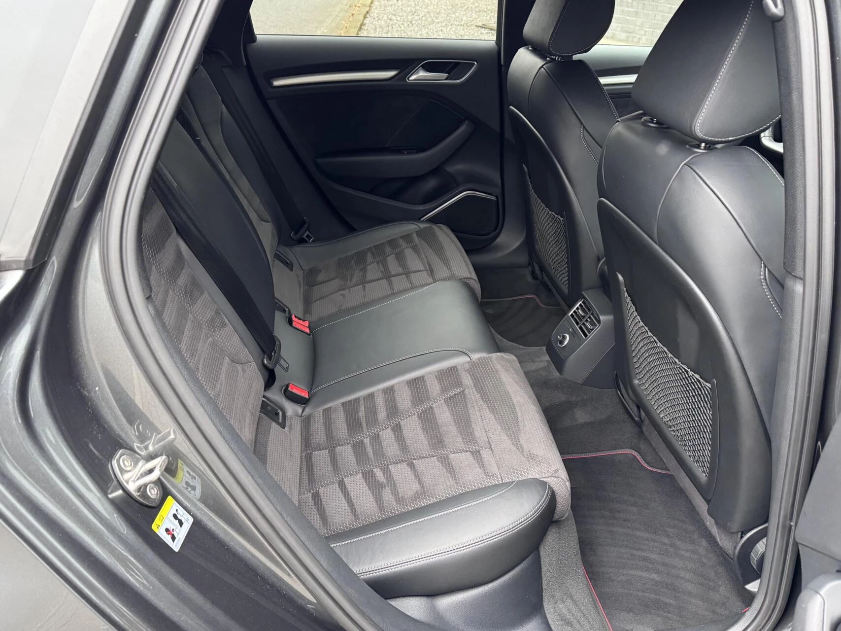 Hoofdafbeelding Audi S3