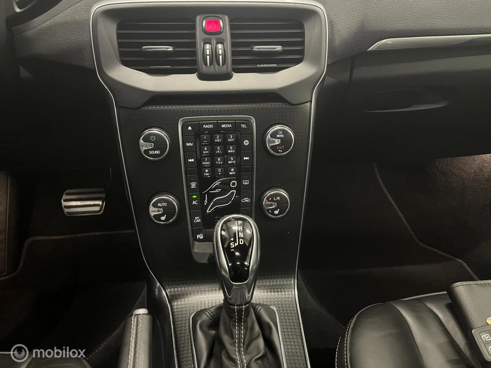 Hoofdafbeelding Volvo V40