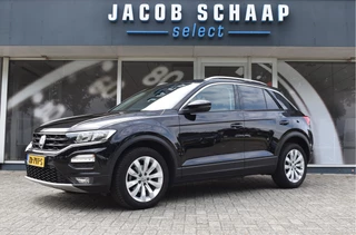 Volkswagen T-Roc 1.5 TSI Style Automaat / Navigatie / Adap. Cruise / Trekhaak / Camera / PDC v+a / 17" LM