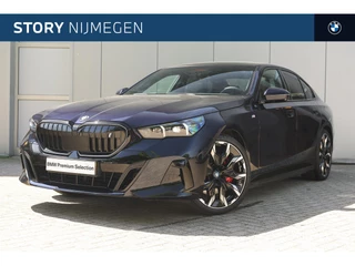 BMW i5 eDrive40 M Sport / Panoramadak / Trekhaak / Adaptieve LED / Parking Assistant Plus / Stoelventilatie / Driving Assistant Professional / Comfortstoelen
