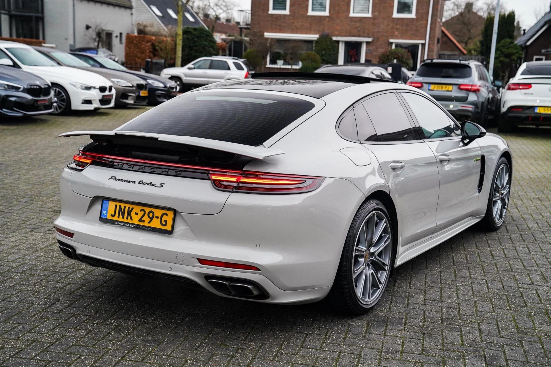 Hoofdafbeelding Porsche Panamera