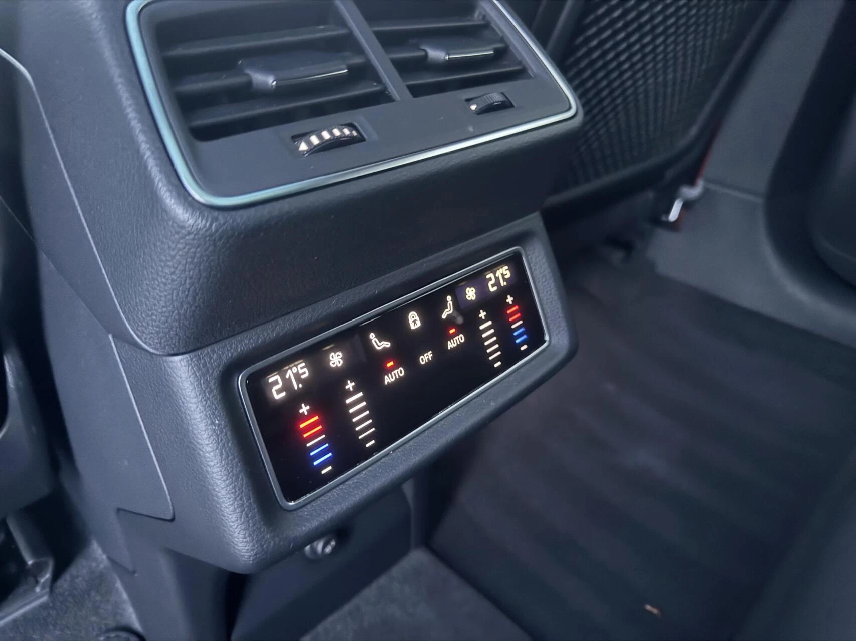 Hoofdafbeelding Audi Q8 e-tron