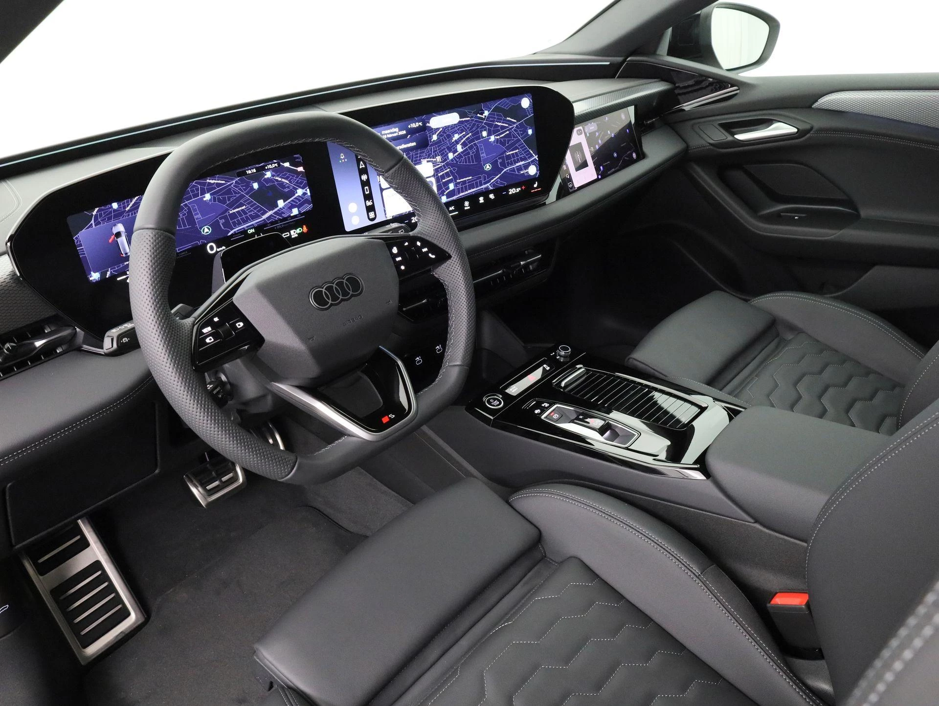 Hoofdafbeelding Audi A6 Avant e-tron