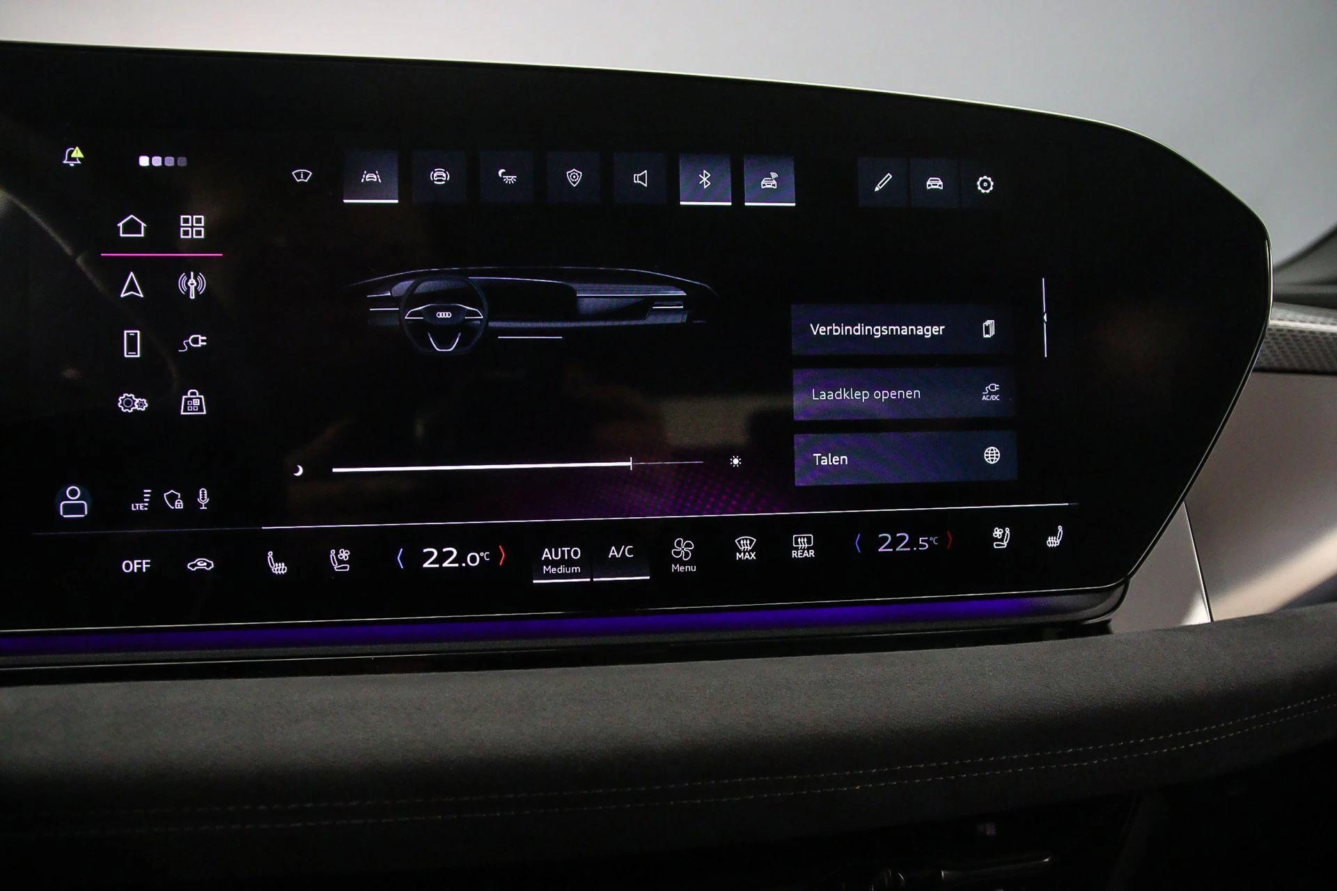 Hoofdafbeelding Audi A6 Avant e-tron