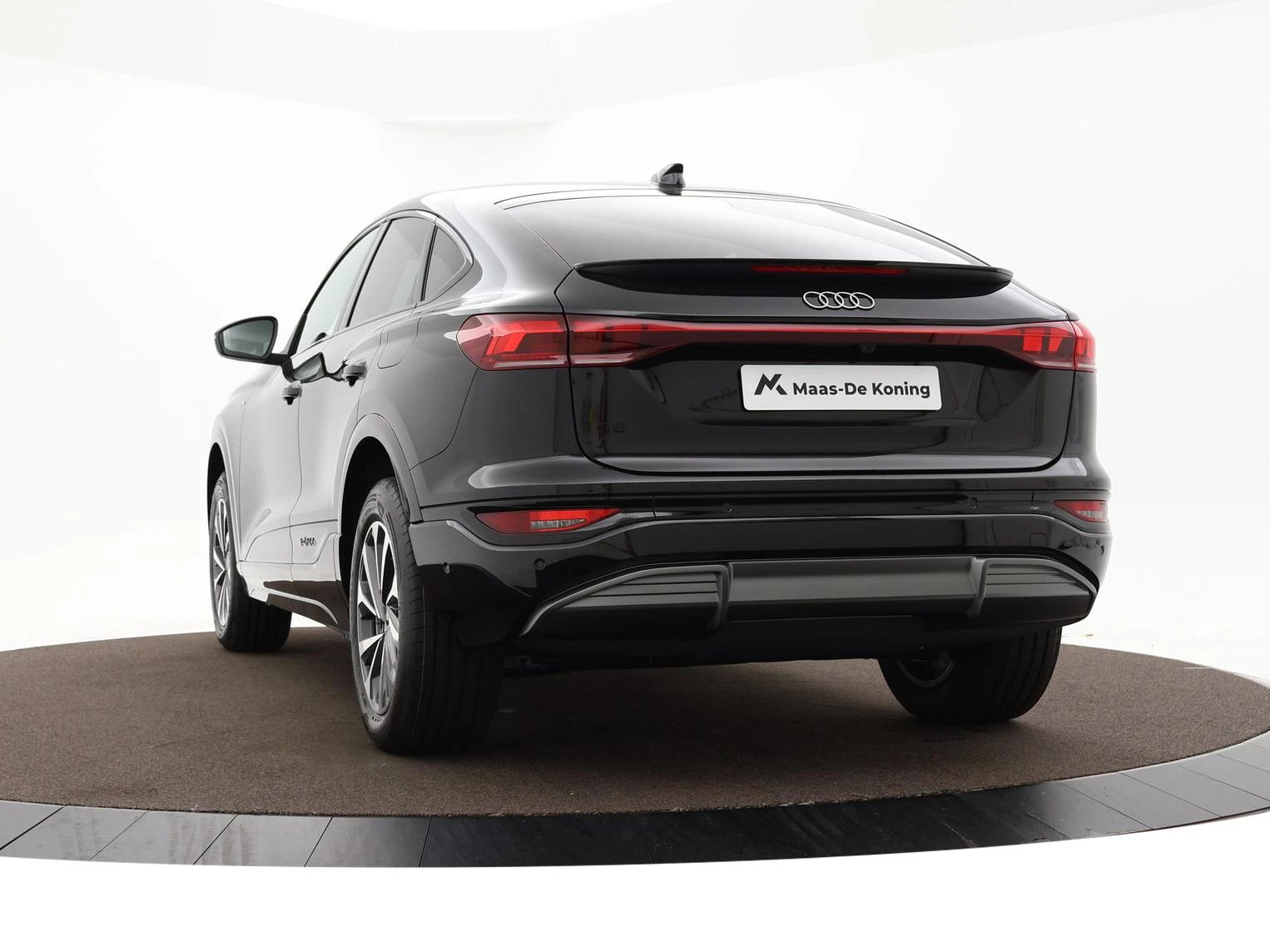 Hoofdafbeelding Audi Q6 e-tron