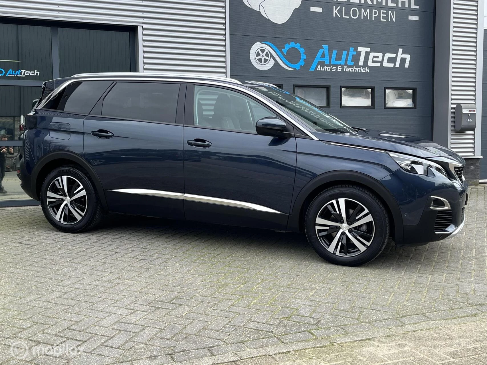 Hoofdafbeelding Peugeot 5008