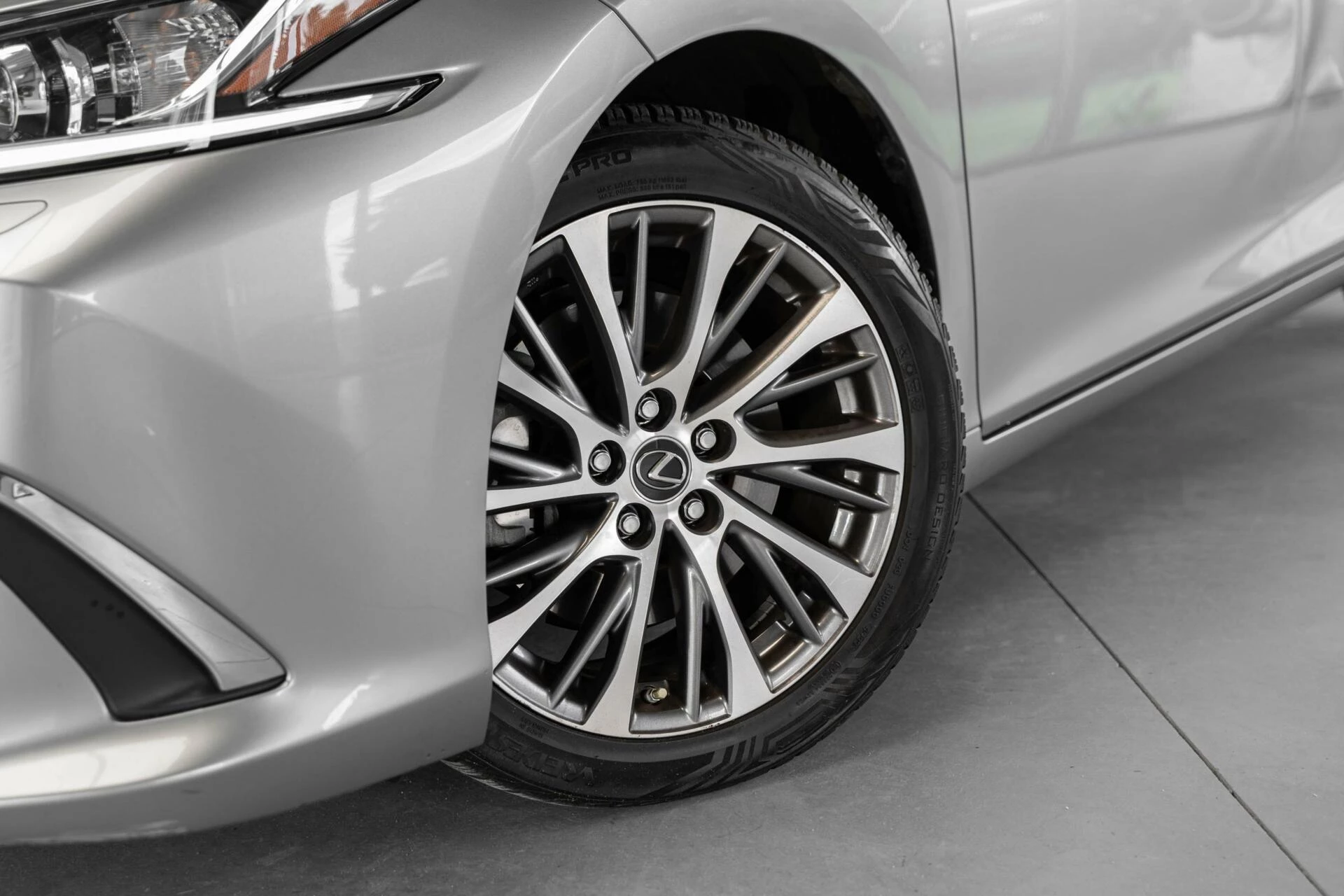 Hoofdafbeelding Lexus ES