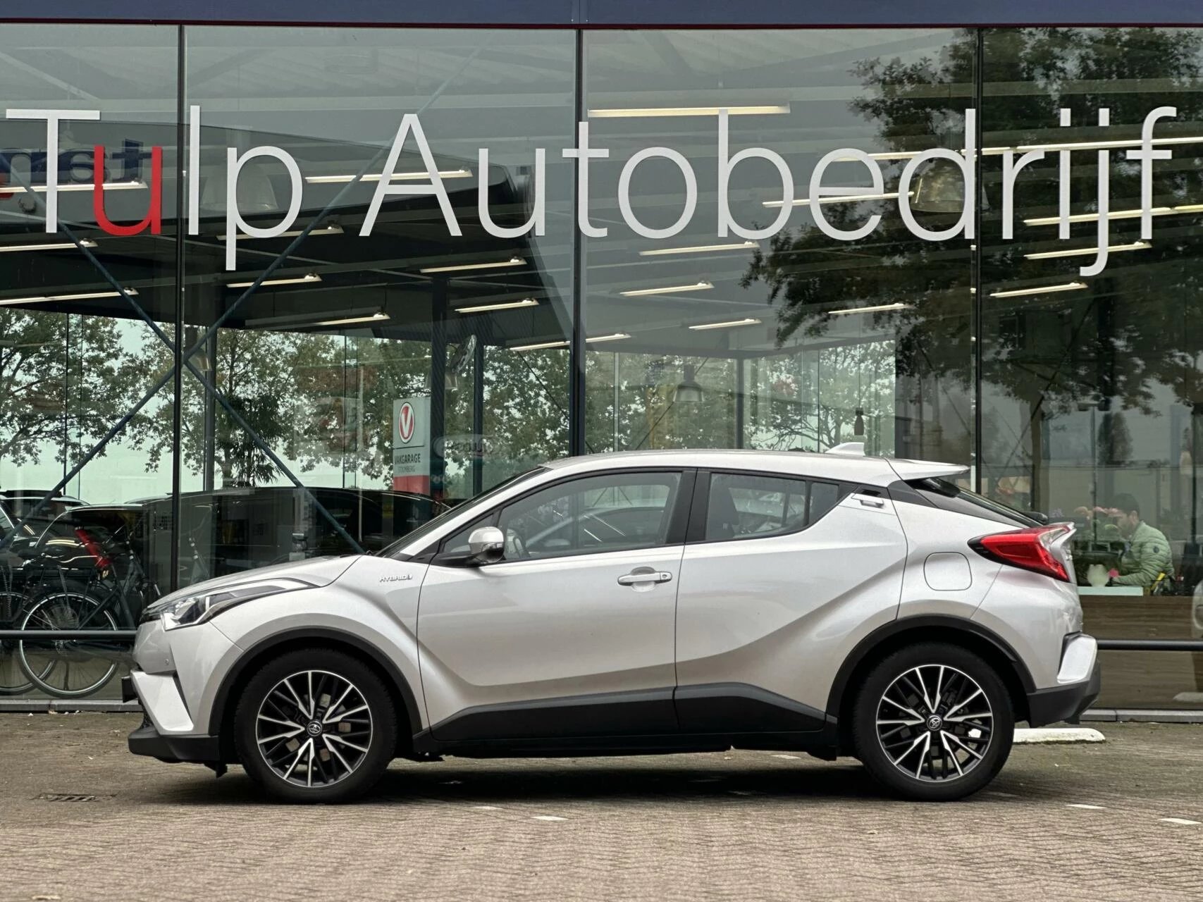 Hoofdafbeelding Toyota C-HR