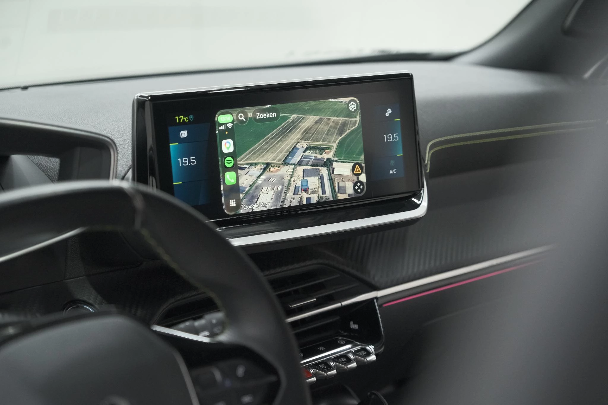 Hoofdafbeelding Peugeot e-2008