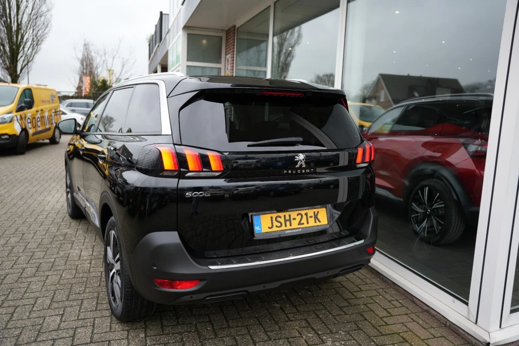 Hoofdafbeelding Peugeot 5008