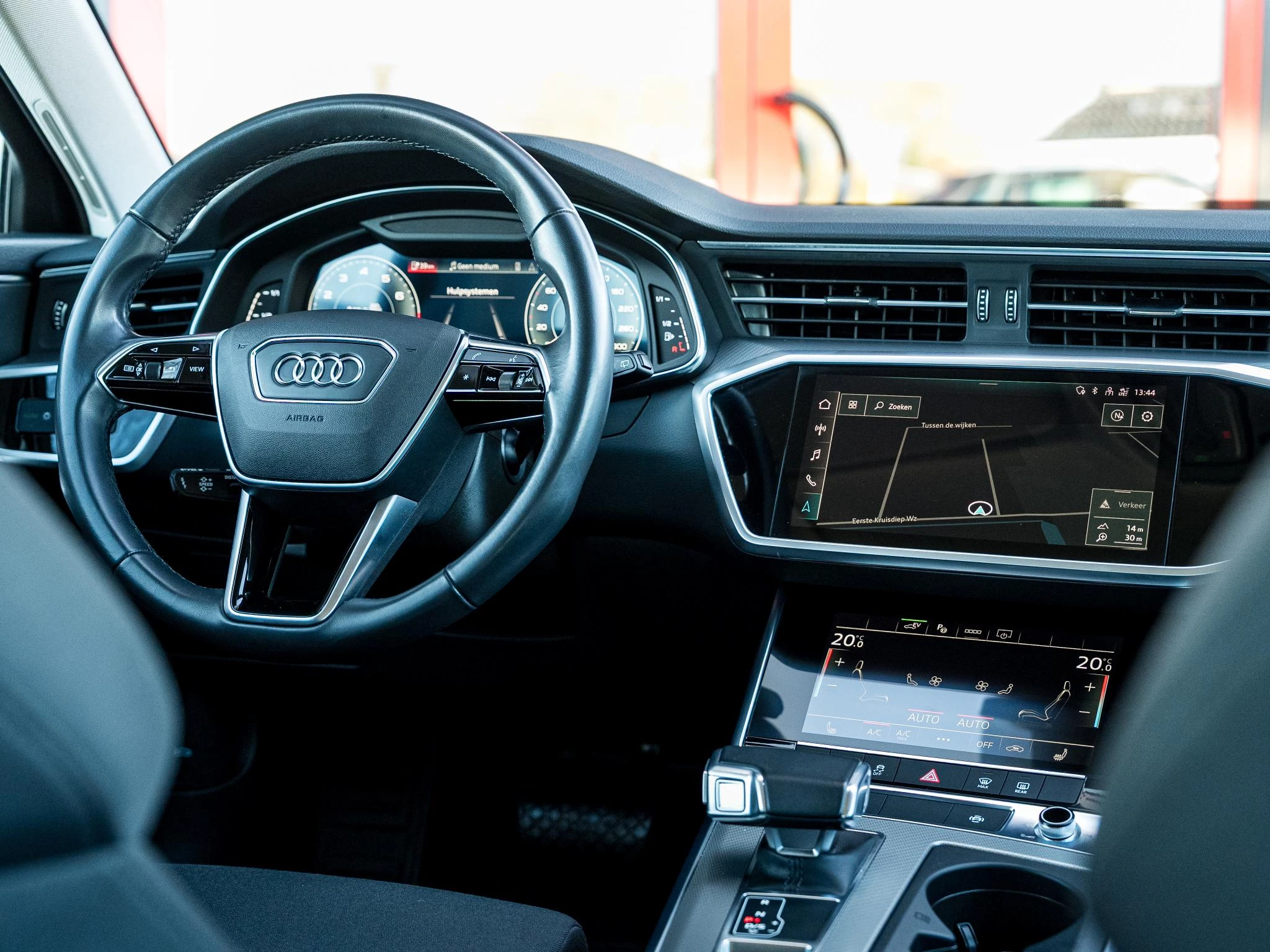 Hoofdafbeelding Audi A6