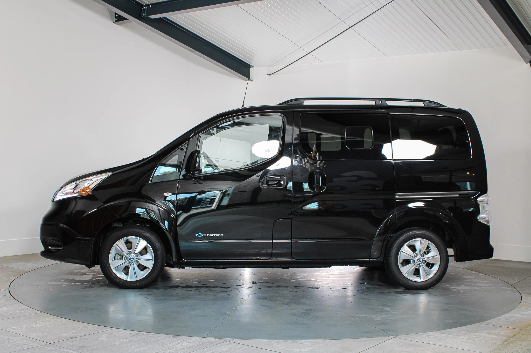 Hoofdafbeelding Nissan e-NV200