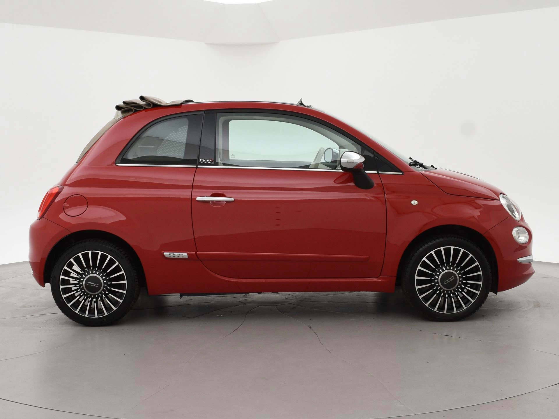 Hoofdafbeelding Fiat 500C