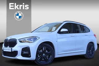 BMW X1 sDrive20i High Executive M-Sportpakket / Panoramadak / Trekhaak / 18'' /