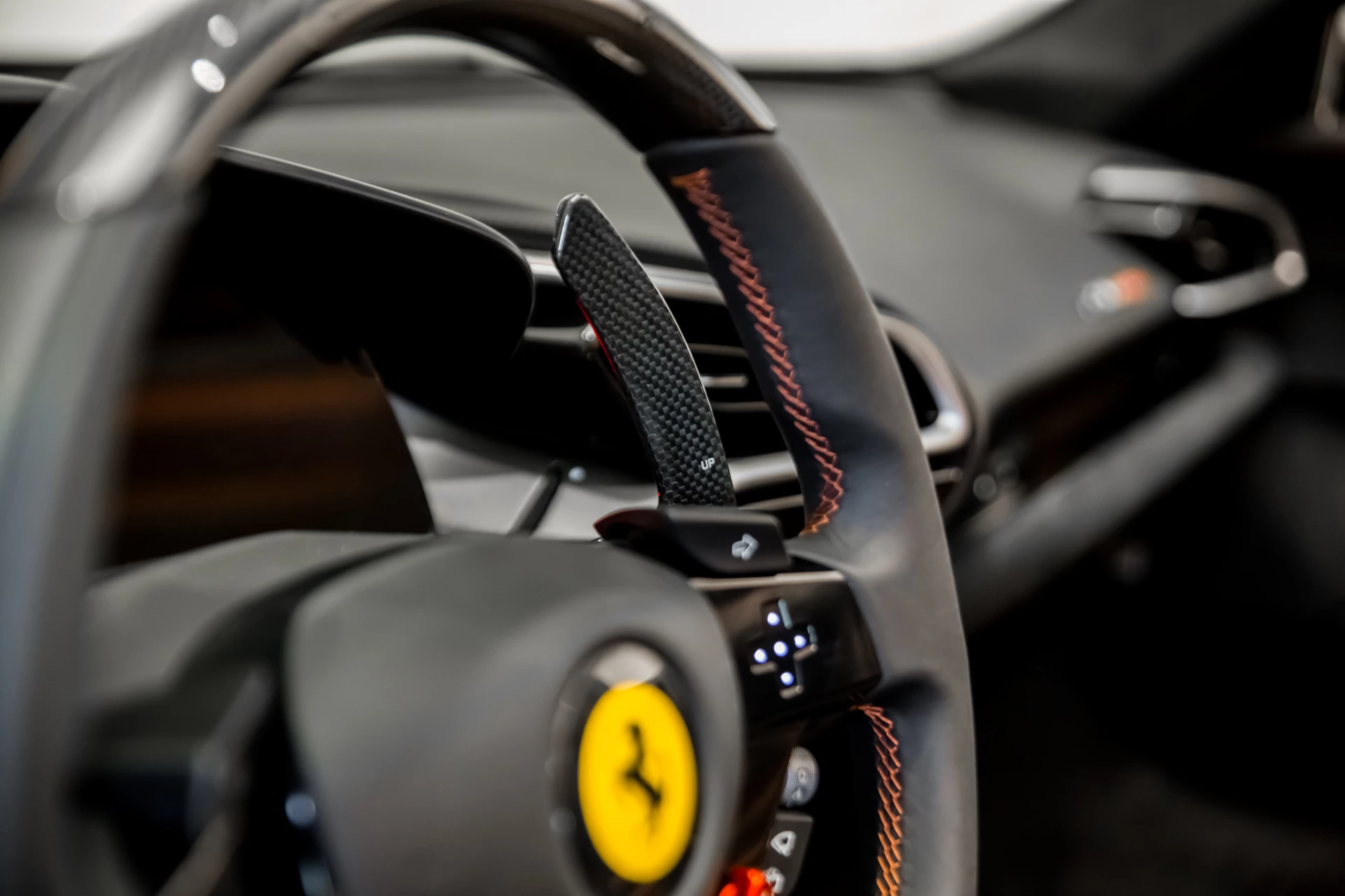 Hoofdafbeelding Ferrari 296