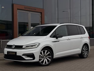 Volkswagen Touran 1.5 TSI Highline Business R 7p | ACC | Achteruitrijcamera | Stoelverwarming V+A | Elek. Trekhaak | Apple Carplay |