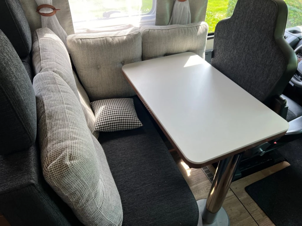 Hoofdafbeelding Niesmann+Bischoff Arto-66l