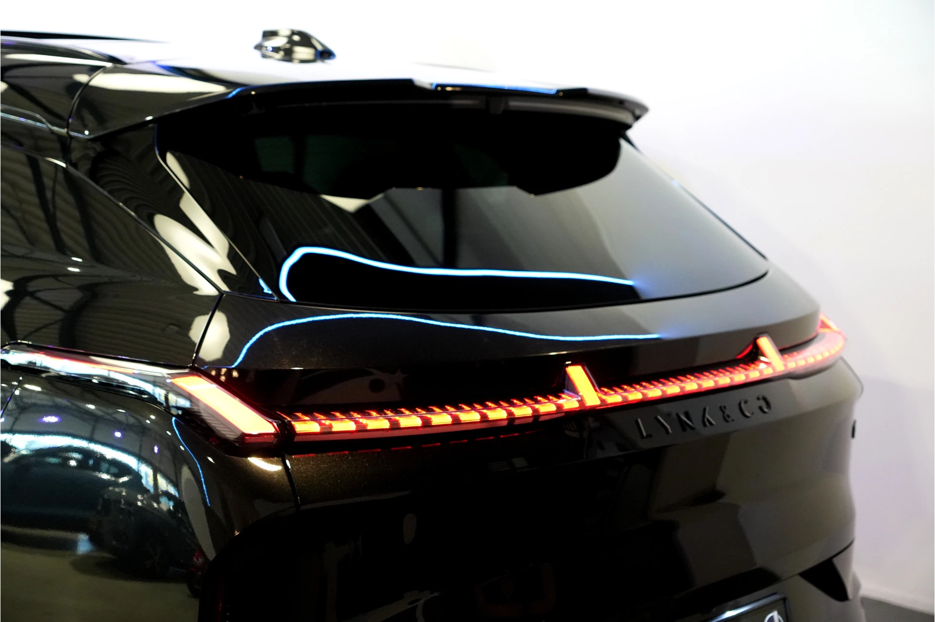 Hoofdafbeelding Lynk & Co 08