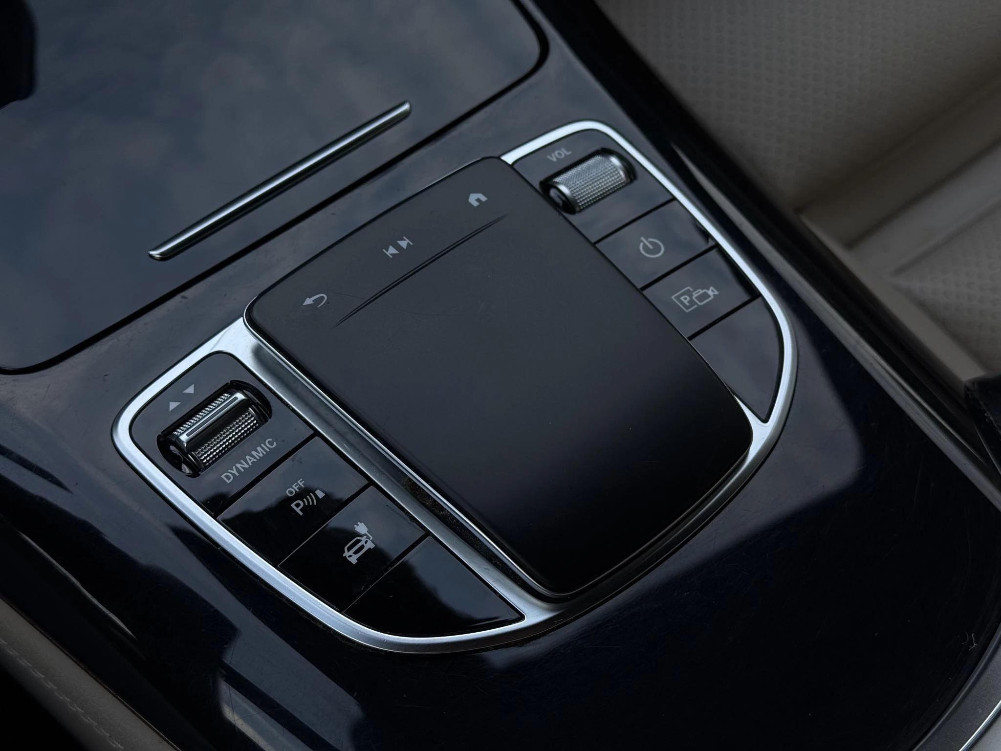 Hoofdafbeelding Mercedes-Benz EQC