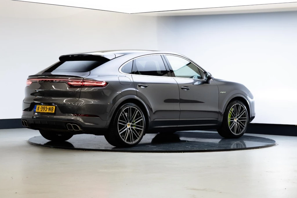 Hoofdafbeelding Porsche Cayenne