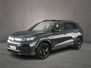 Volkswagen Tiguan R-Line Edition 1.5 TSI eHybrid 272pk DSG Automaat Trekhaak, Black Style, Panoramadak, Adaptive cruise control, Elektriche achterklep, Achteruitrijcamera