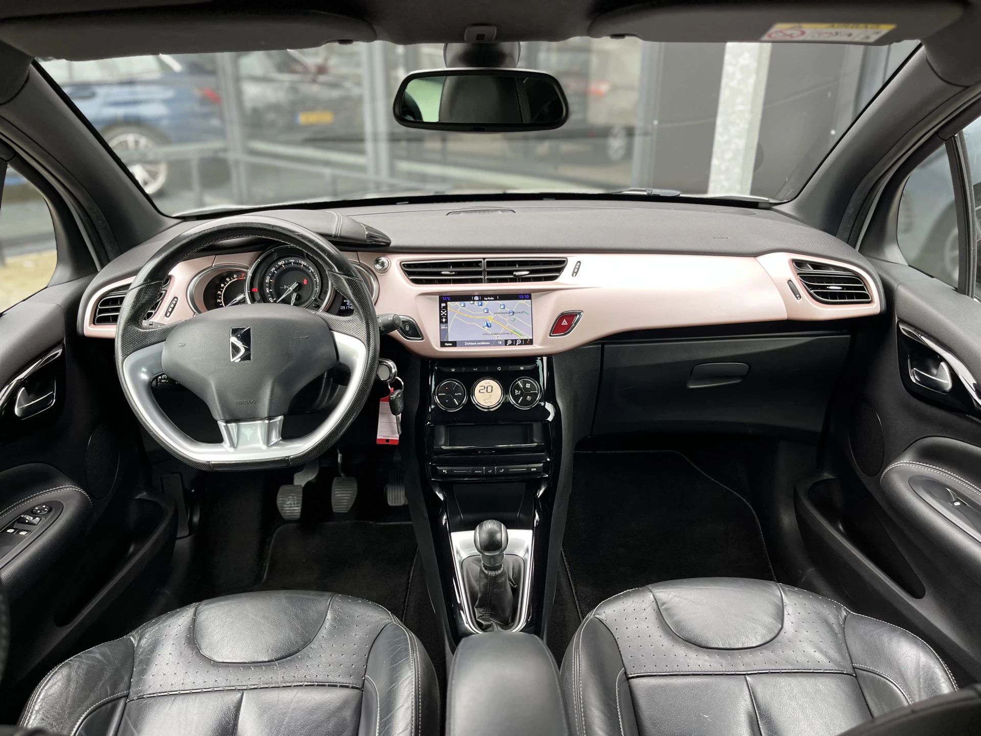 Hoofdafbeelding DS DS 3