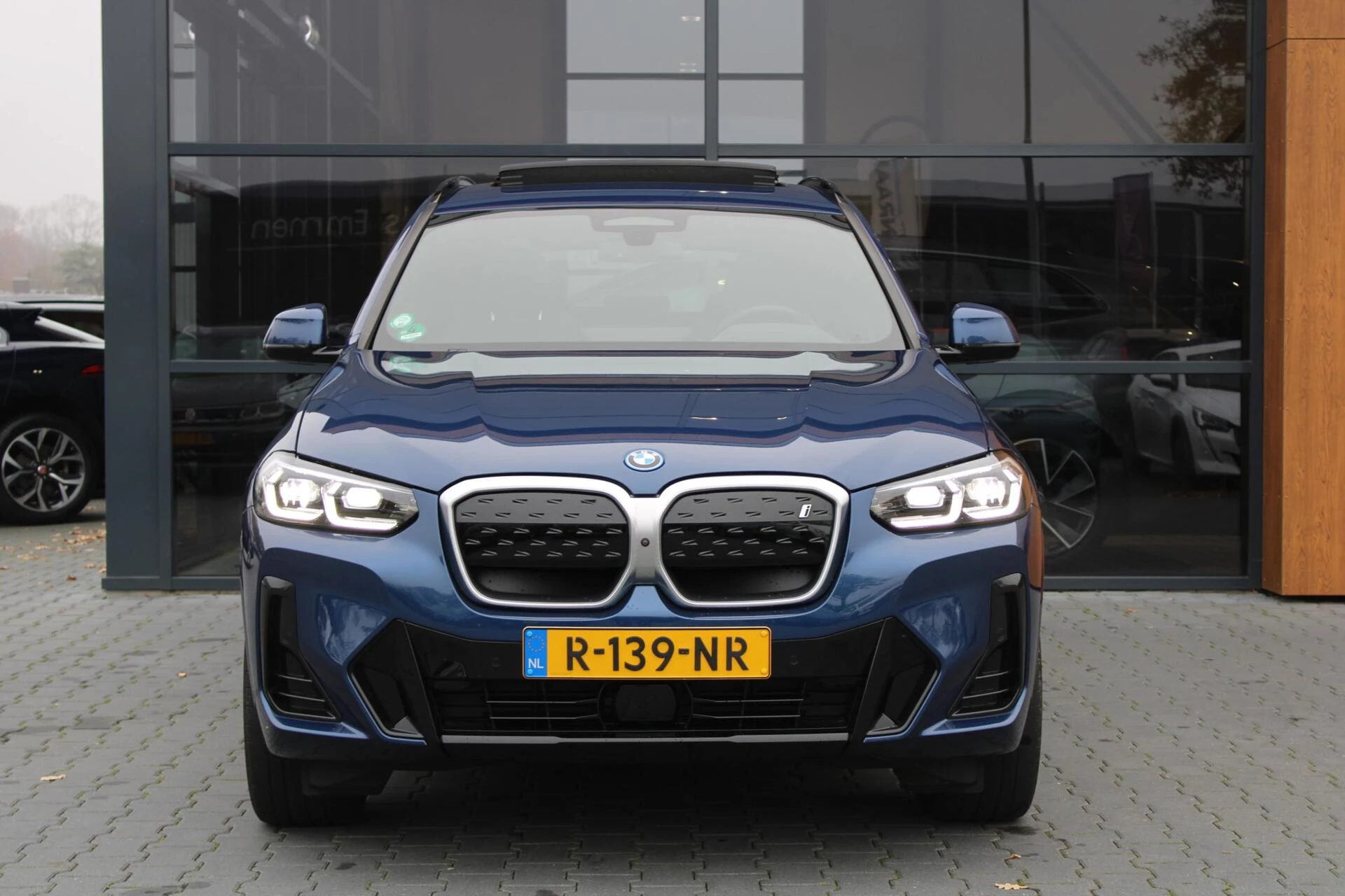Hoofdafbeelding BMW iX3