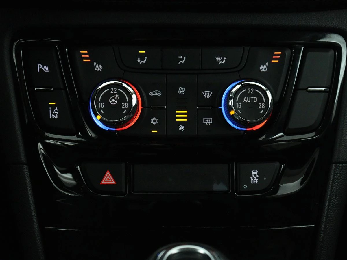 Hoofdafbeelding Opel Mokka X