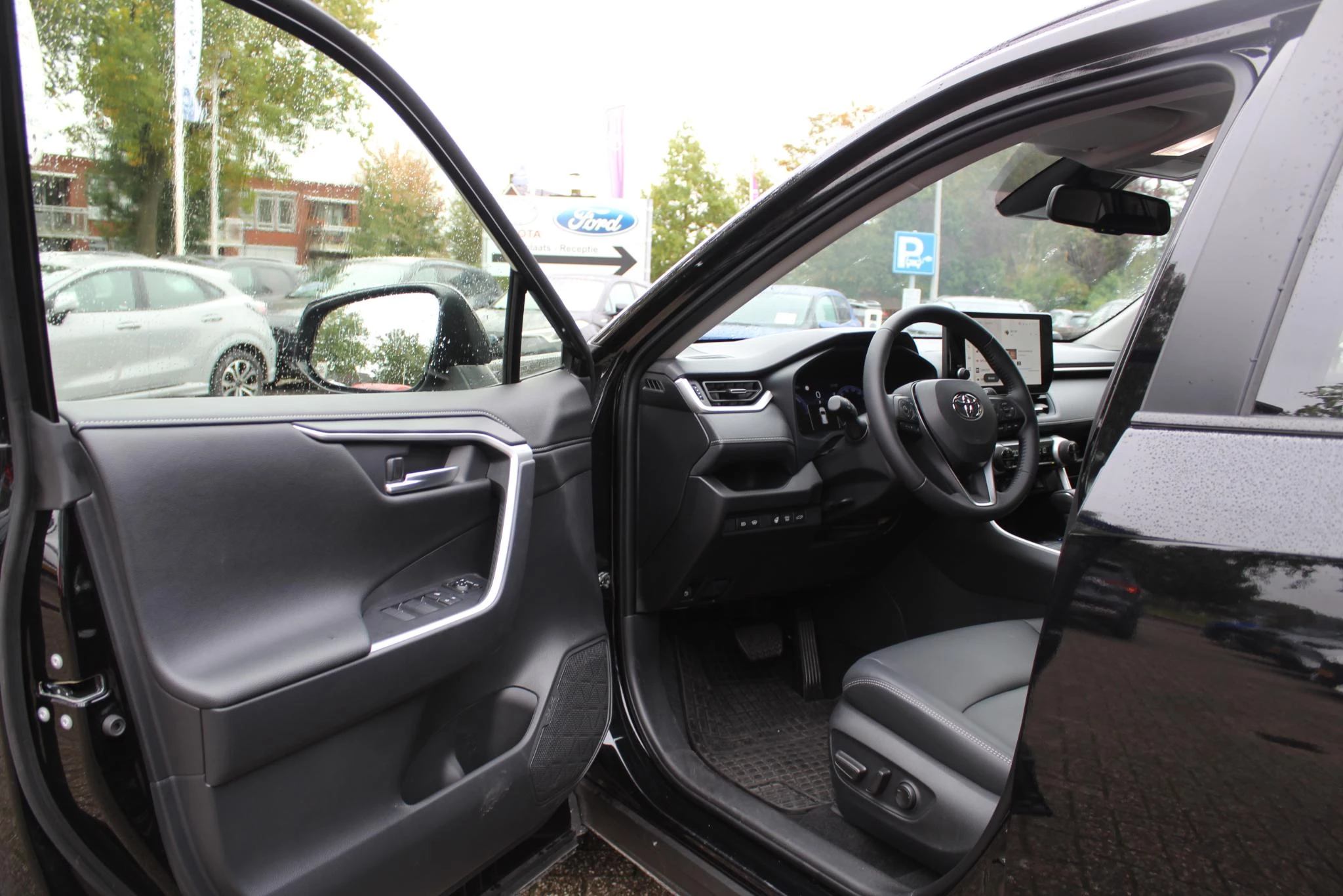 Hoofdafbeelding Toyota RAV4