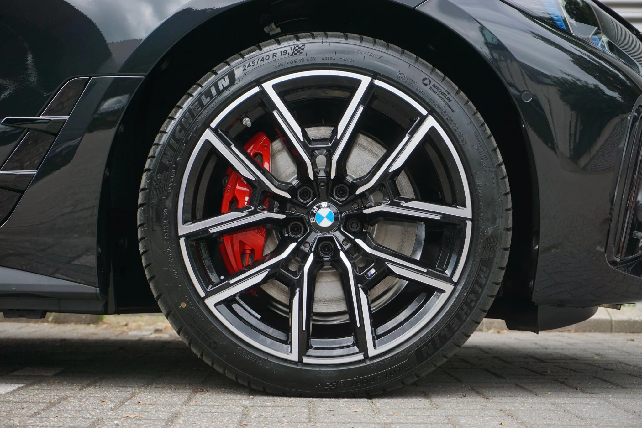 Hoofdafbeelding BMW i4