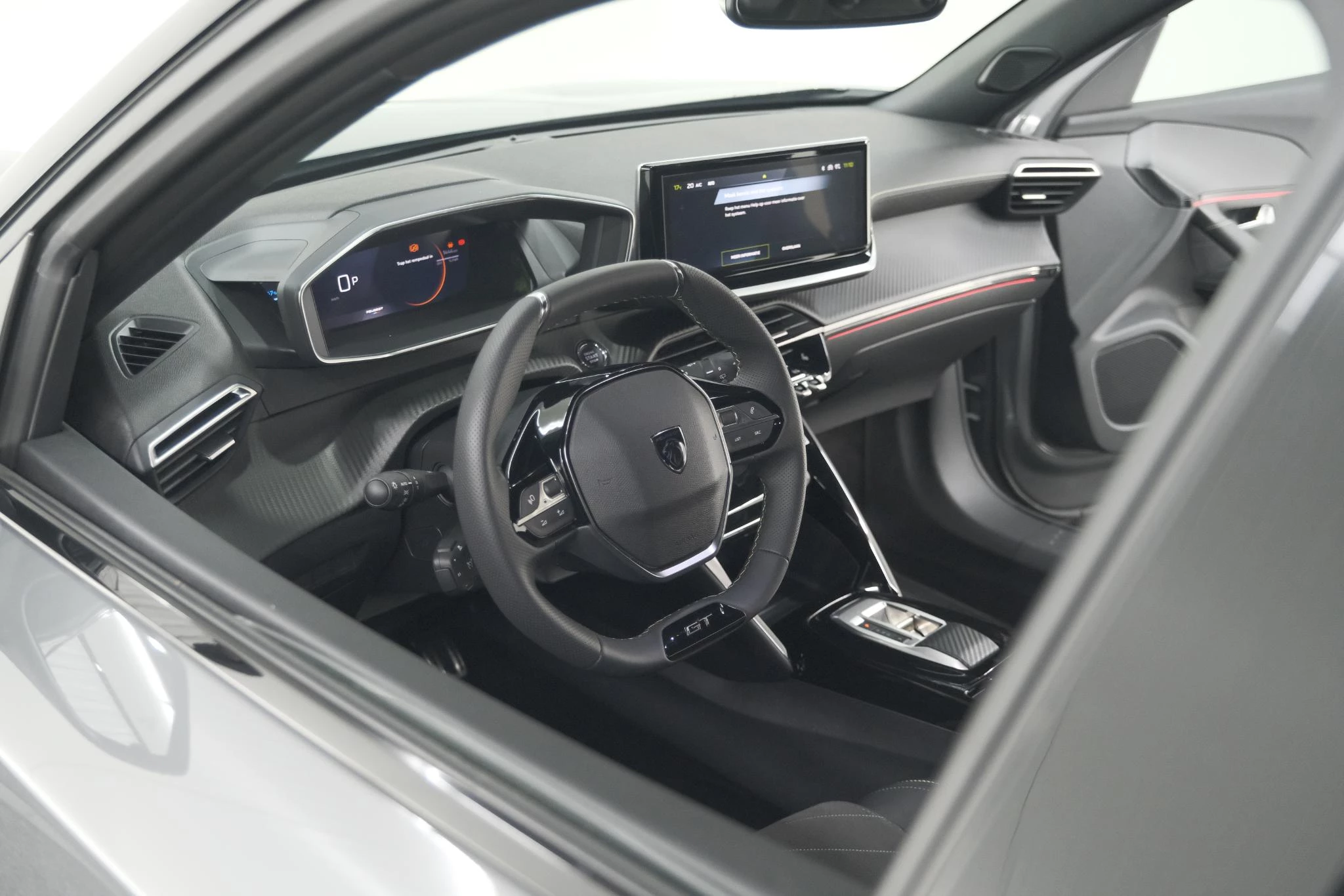 Hoofdafbeelding Peugeot e-2008