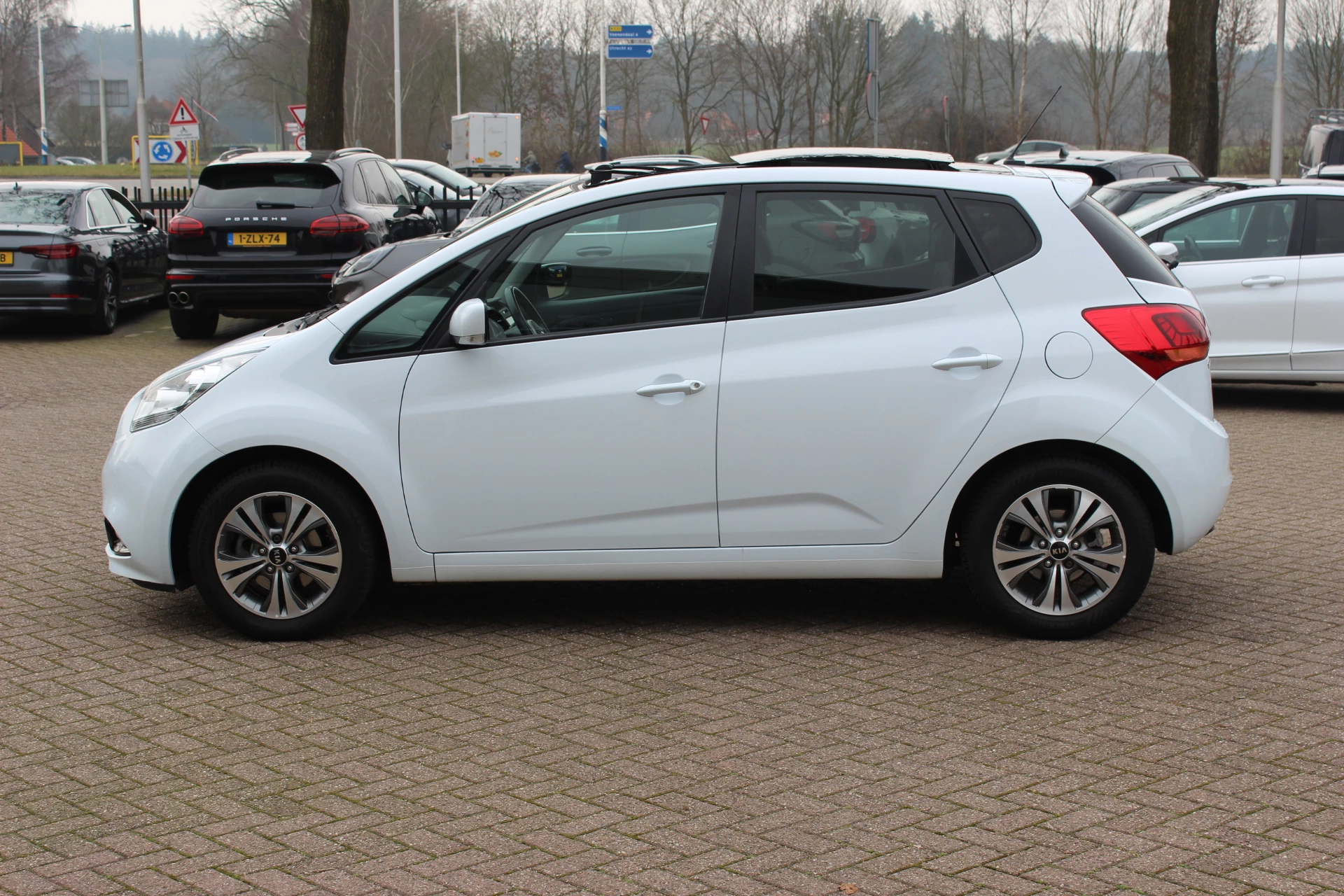 Hoofdafbeelding Kia Venga