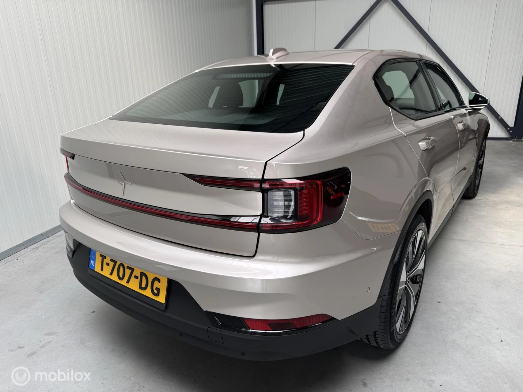 Hoofdafbeelding Polestar 2