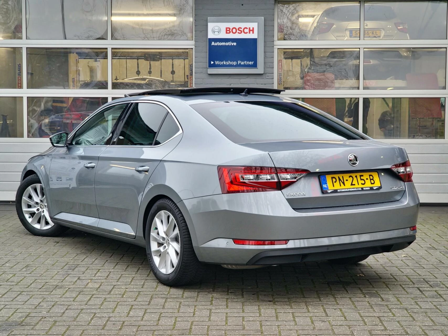 Hoofdafbeelding Škoda Superb