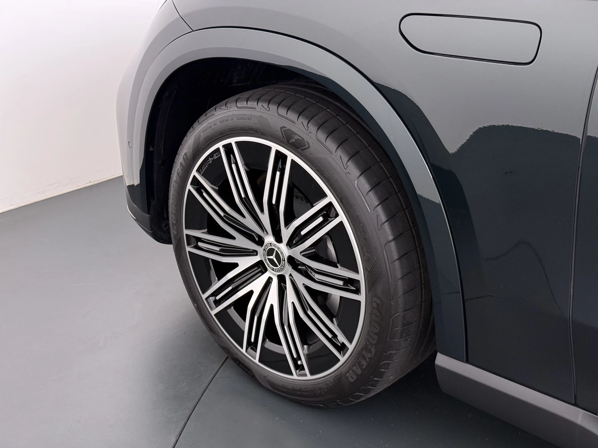 Hoofdafbeelding Mercedes-Benz EQE