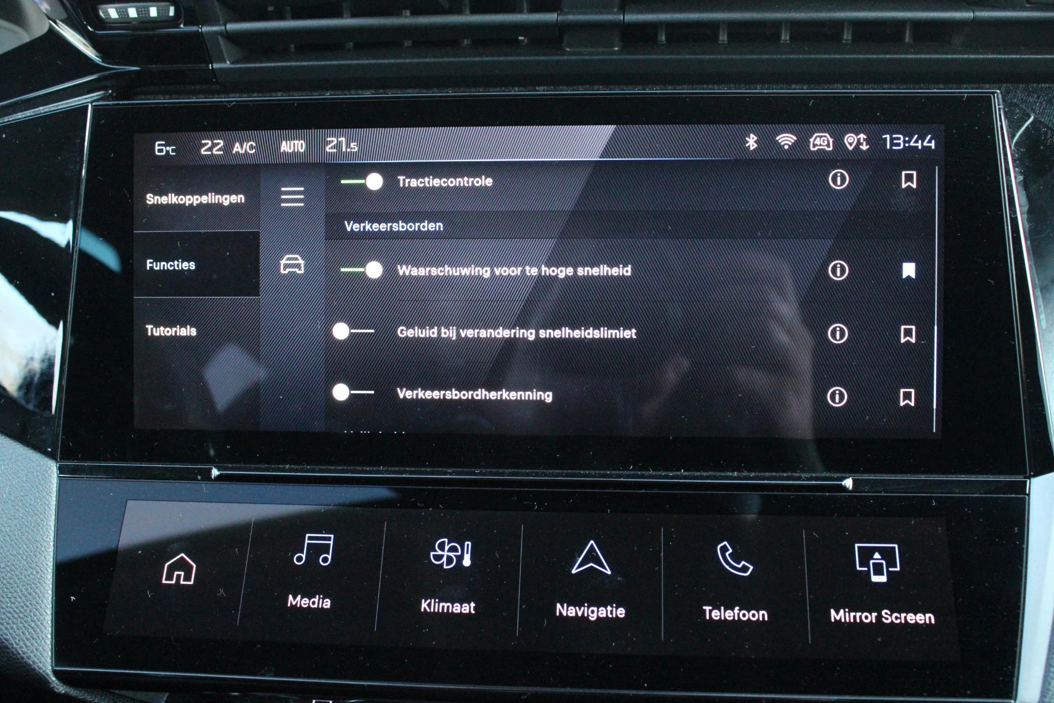 Hoofdafbeelding Peugeot 408