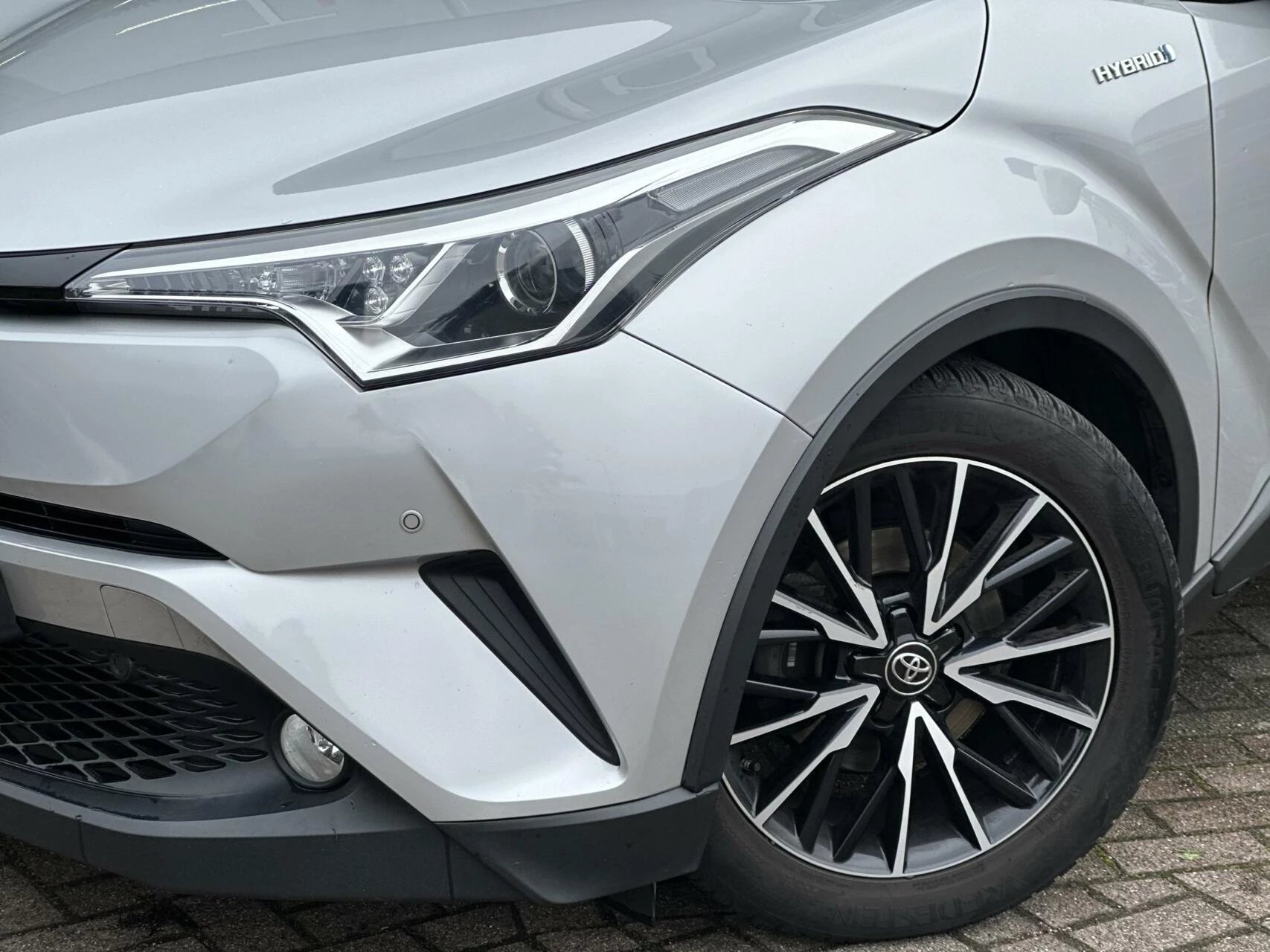 Hoofdafbeelding Toyota C-HR