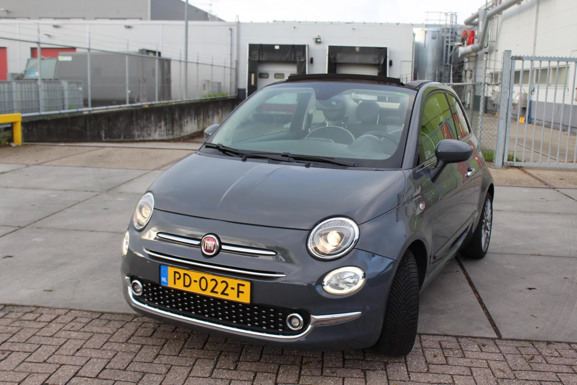 Hoofdafbeelding Fiat 500C