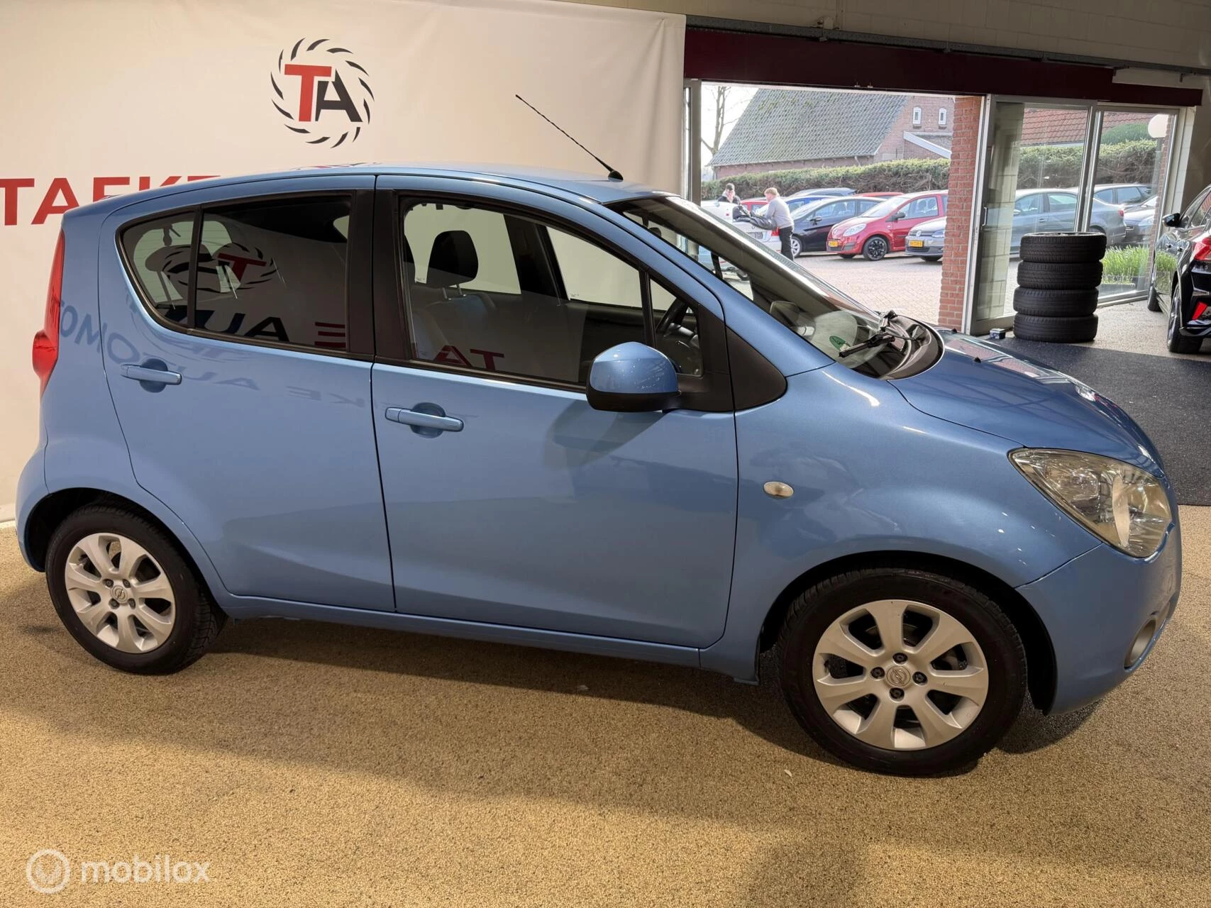 Hoofdafbeelding Opel Agila