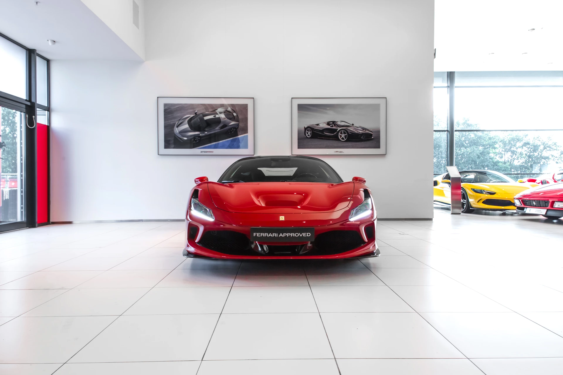 Hoofdafbeelding Ferrari F8 Tributo