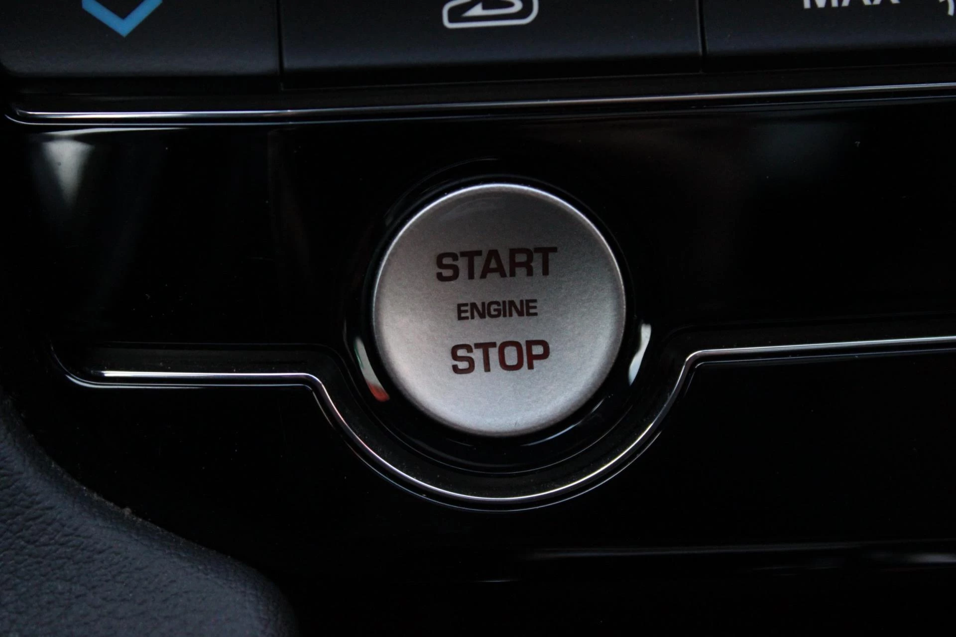 Hoofdafbeelding Jaguar F-PACE