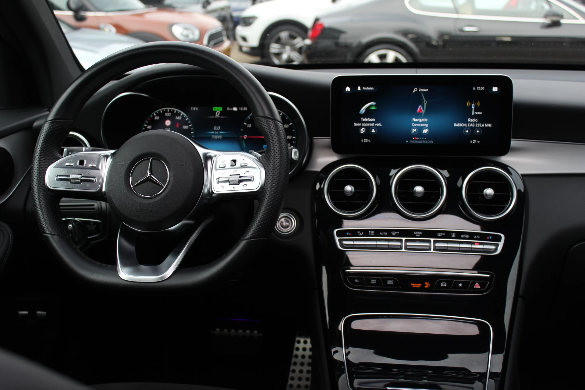 Hoofdafbeelding Mercedes-Benz GLC