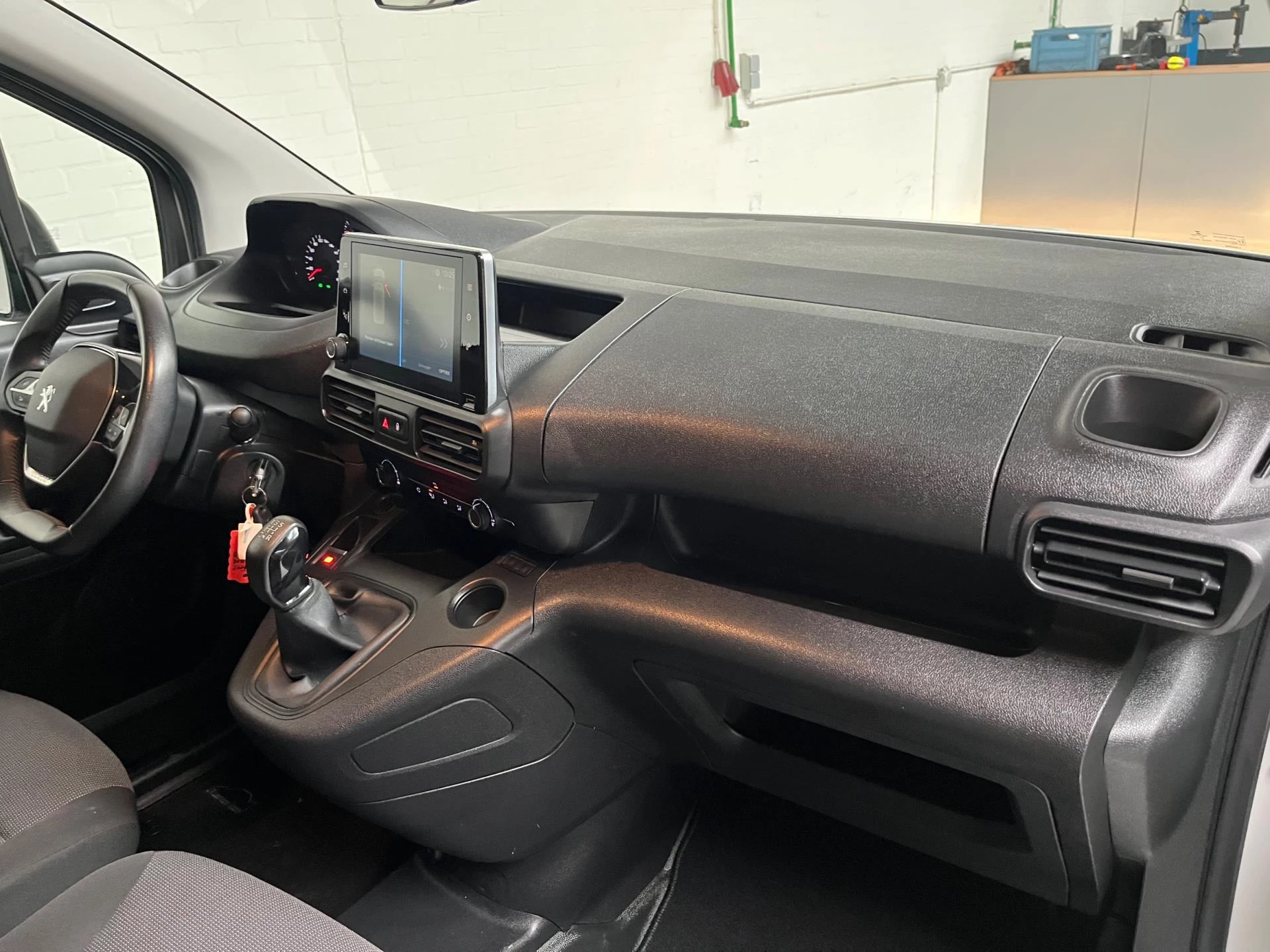 Hoofdafbeelding Peugeot Partner