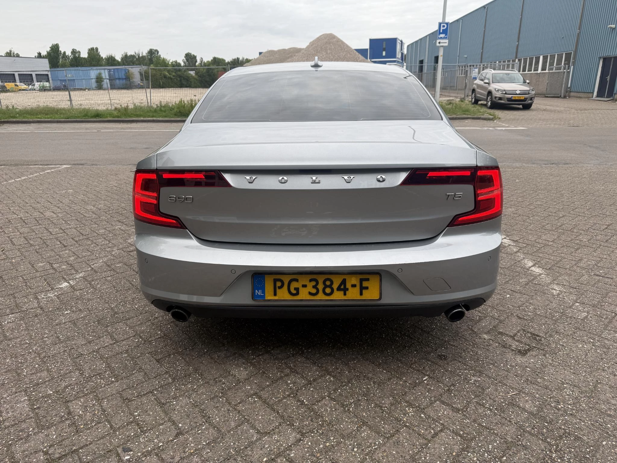 Hoofdafbeelding Volvo S90