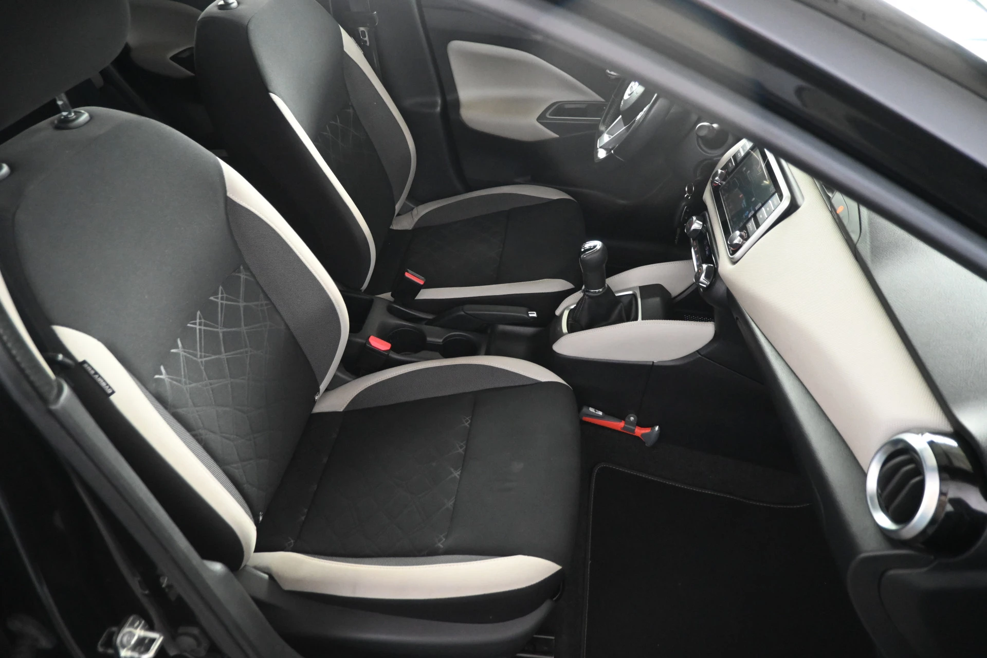 Hoofdafbeelding Nissan Micra